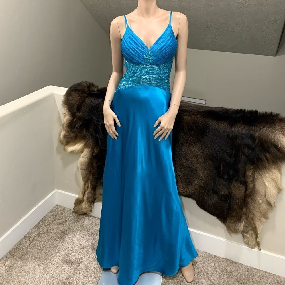 New Sexy V-neck Sequins & Beads Party Dress
